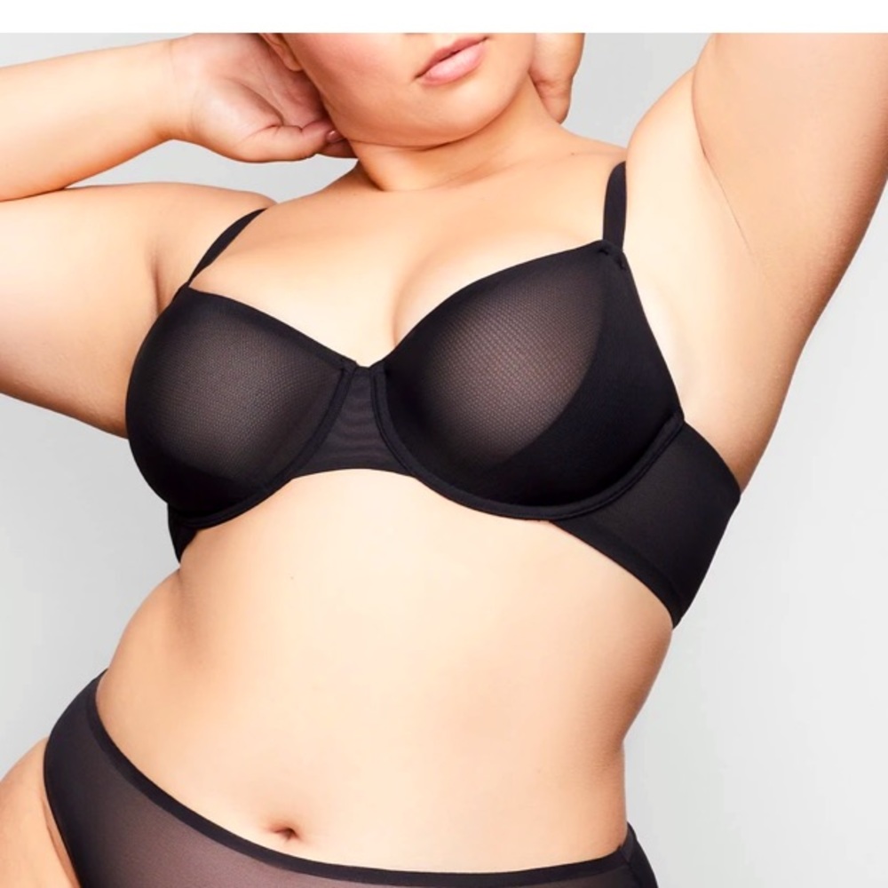 SKIMS mesh black bra - 38DD